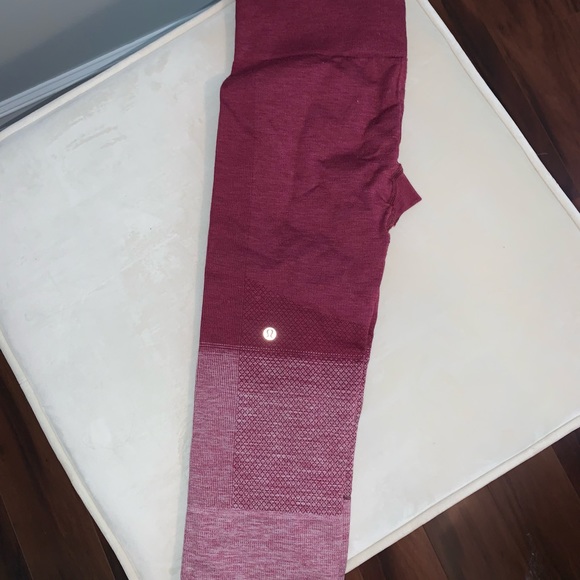 Lululemon cropped leggings - Picture 3 of 3